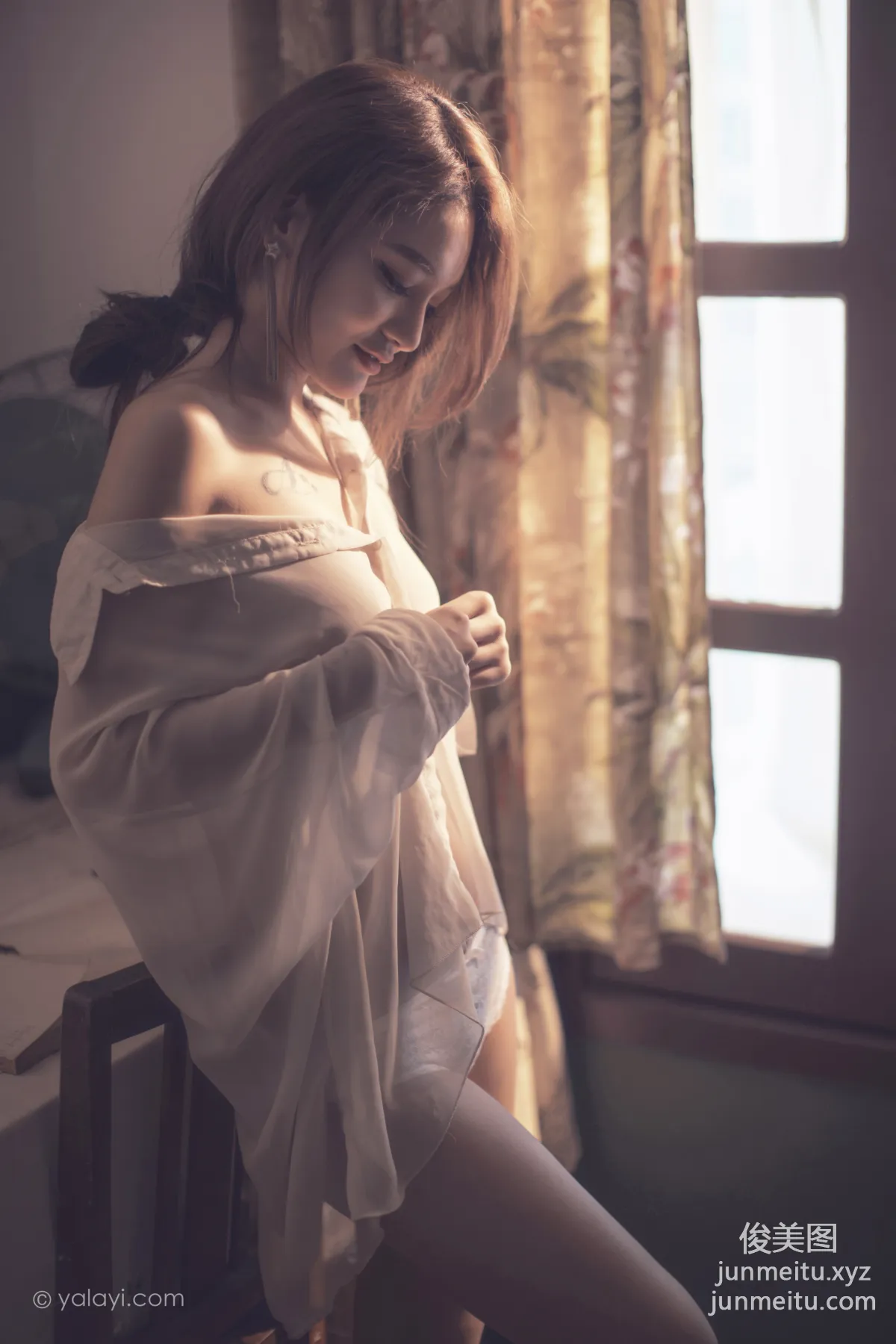 [YALAYI] 2021.06.03 NO.803 As If in Thought Zi Yang photo 25