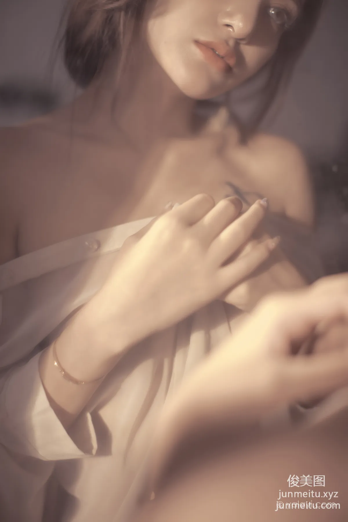 [YALAYI] 2021.06.03 NO.803 As If in Thought Zi Yang photo 43