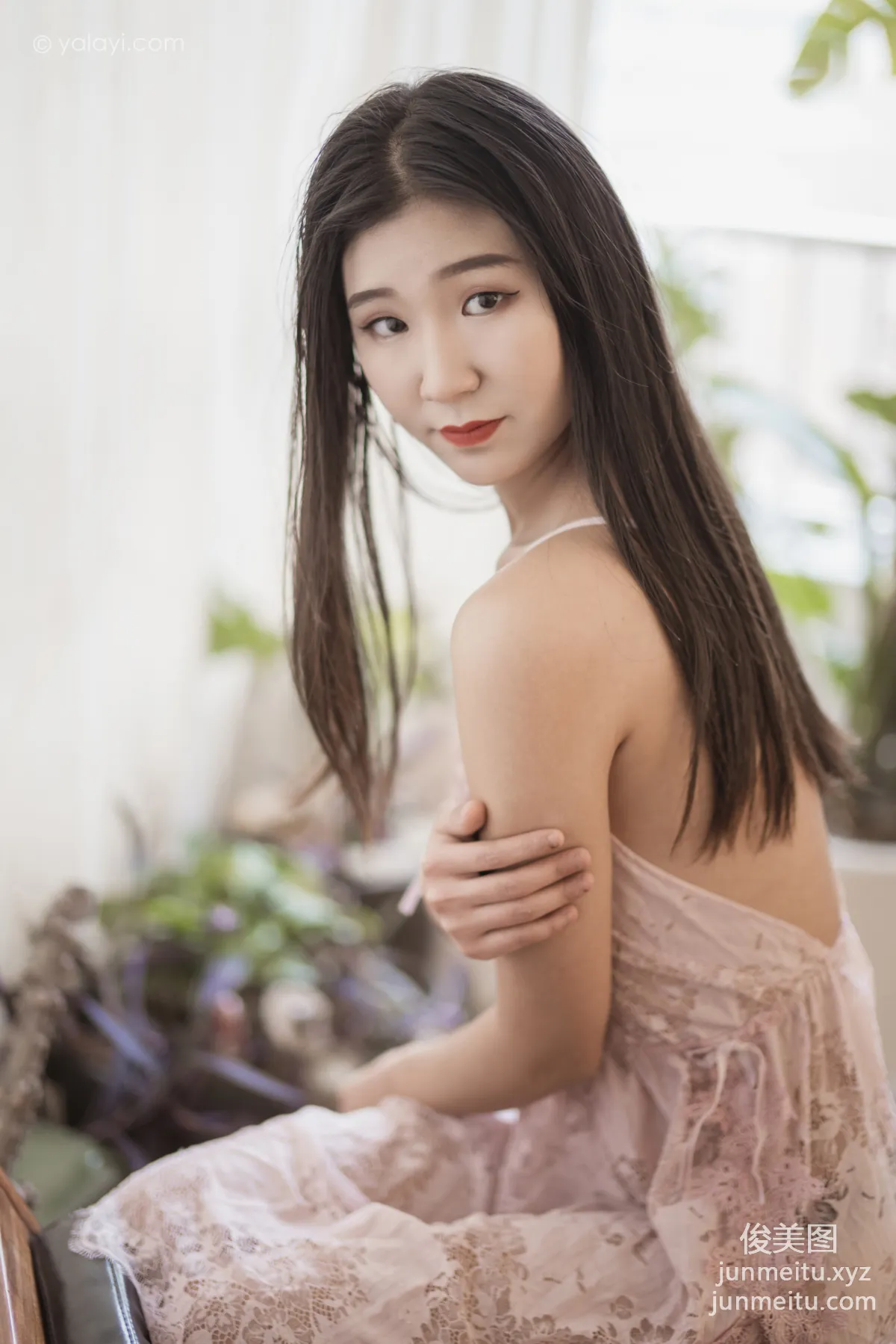[YALAYI] 2021.08.08 No.828 Fallen for You Shi Shi photo 12