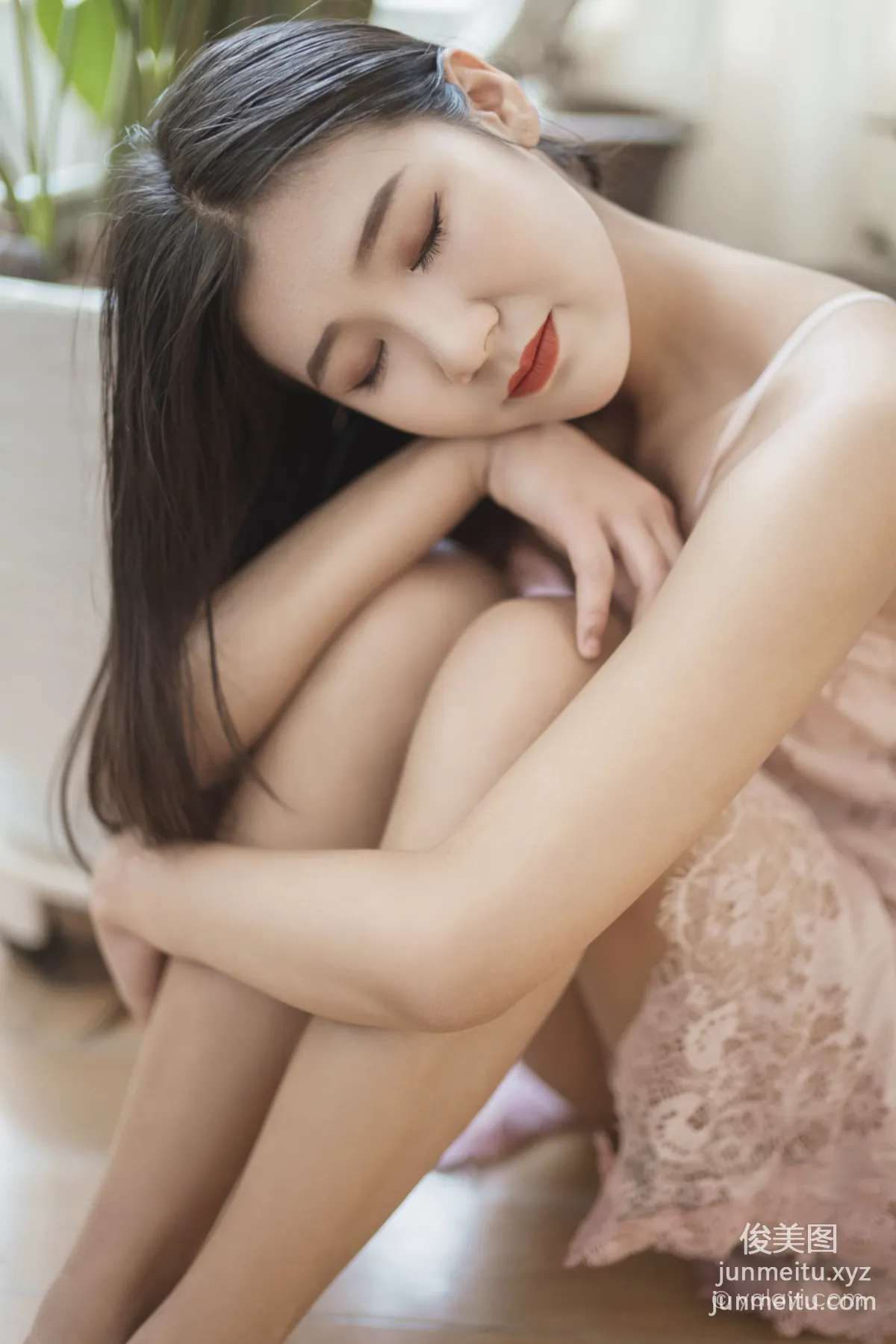[YALAYI] 2021.08.08 No.828 Fallen for You Shi Shi photo 19