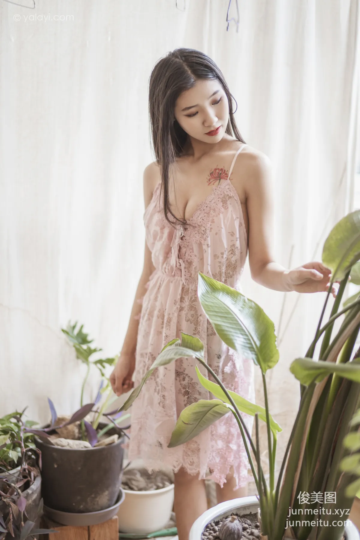 [YALAYI] 2021.08.08 No.828 Fallen for You Shi Shi photo 22