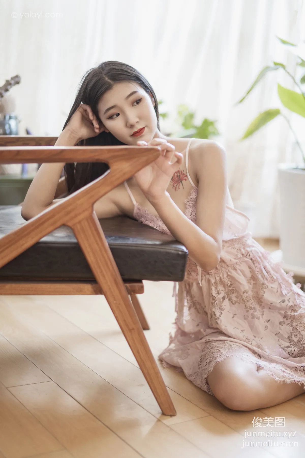 [YALAYI] 2021.08.08 No.828 Fallen for You Shi Shi photo 31