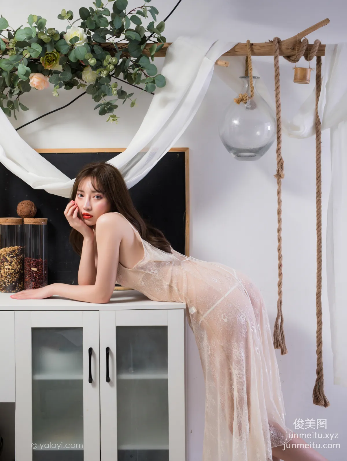 [YALAYI] 2021.08.19 NO.832 A Fleeting Glimpse Bai Xue photo 19