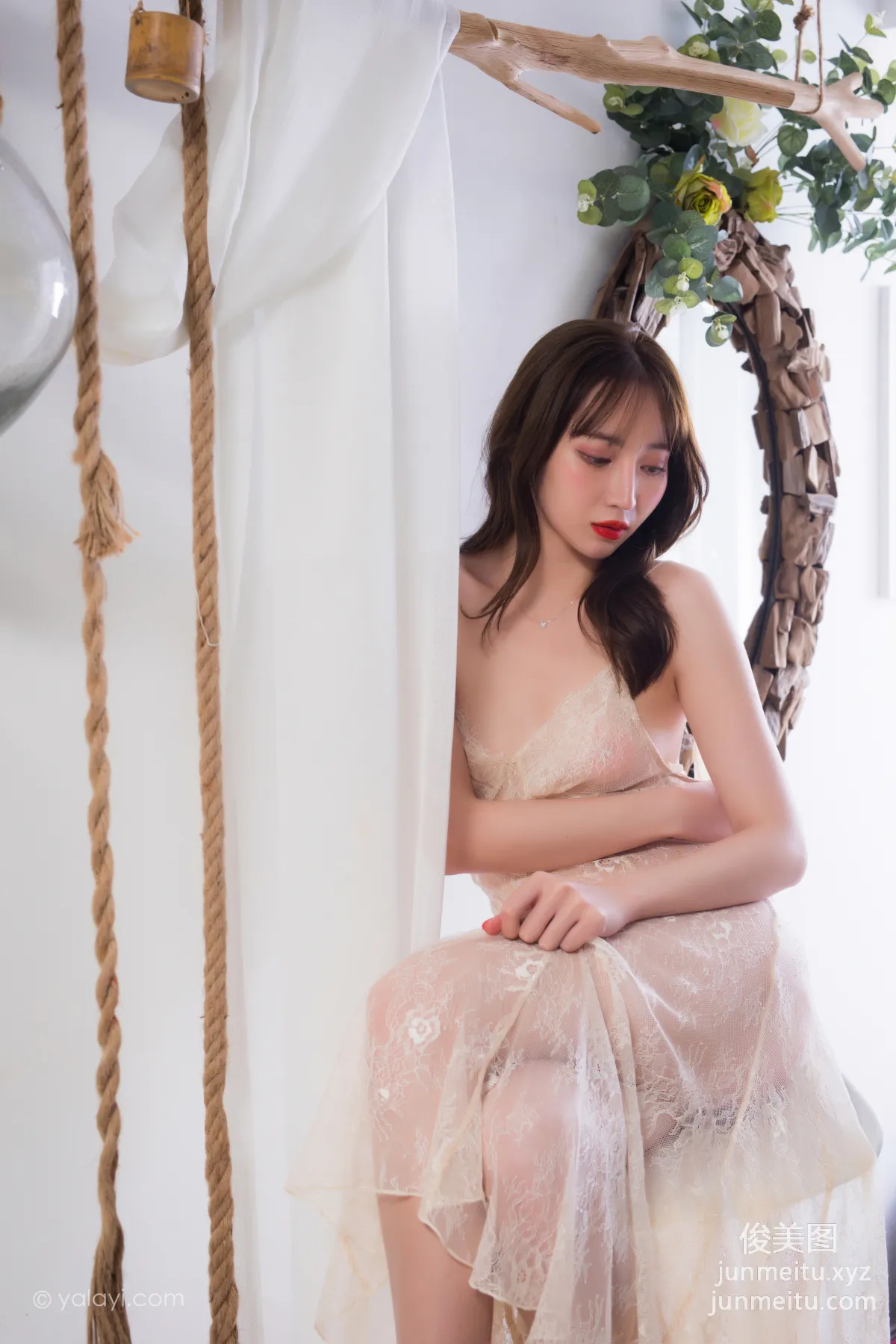 [YALAYI] 2021.08.19 NO.832 A Fleeting Glimpse Bai Xue photo 24