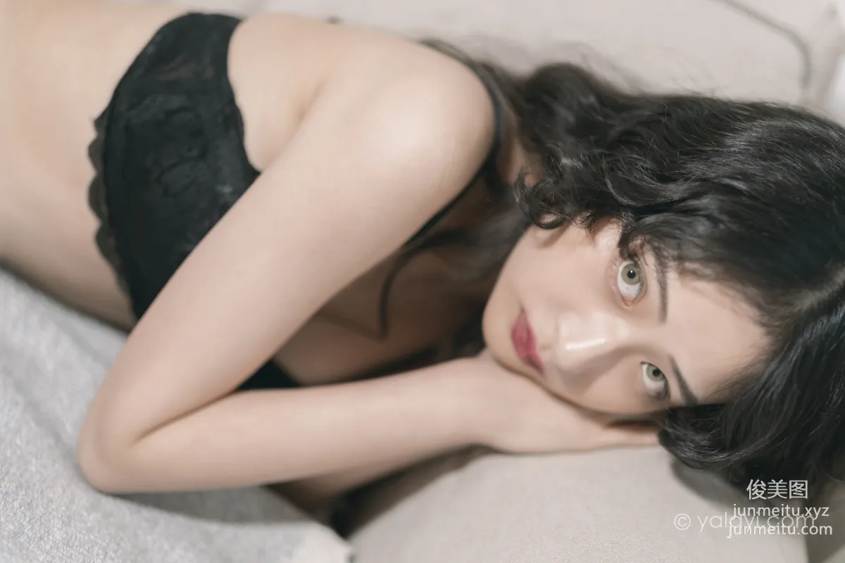 [YALAYI] 2021.09.13 NO.842 Black Butterfly Xi Zi photo 5