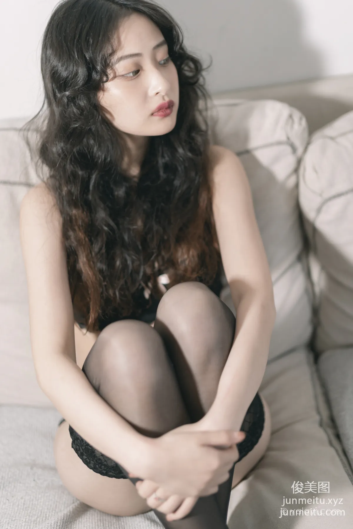 [YALAYI] 2021.09.13 NO.842 Black Butterfly Xi Zi photo 11