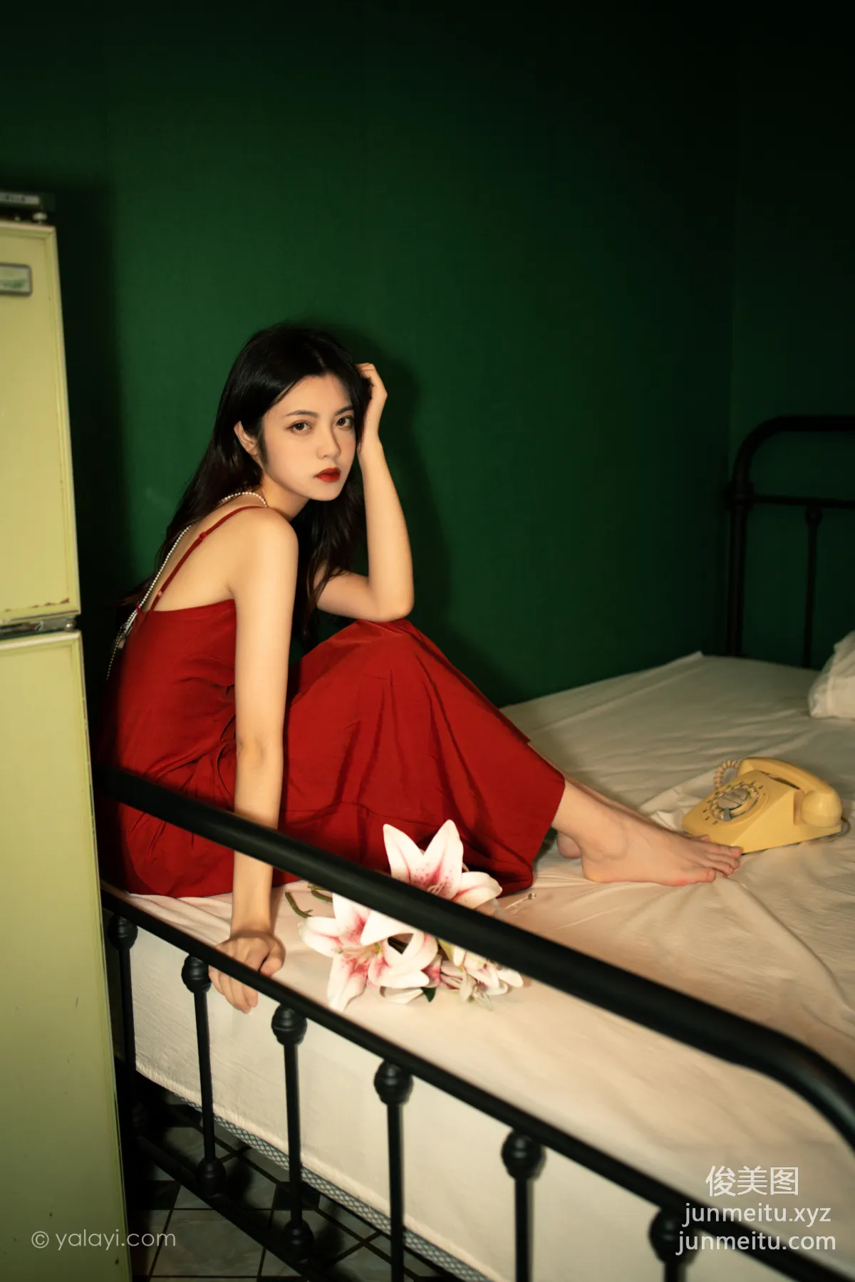 [YALAYI] 2021.10.20 NO.855 Back to the Past Zi Wen photo 2