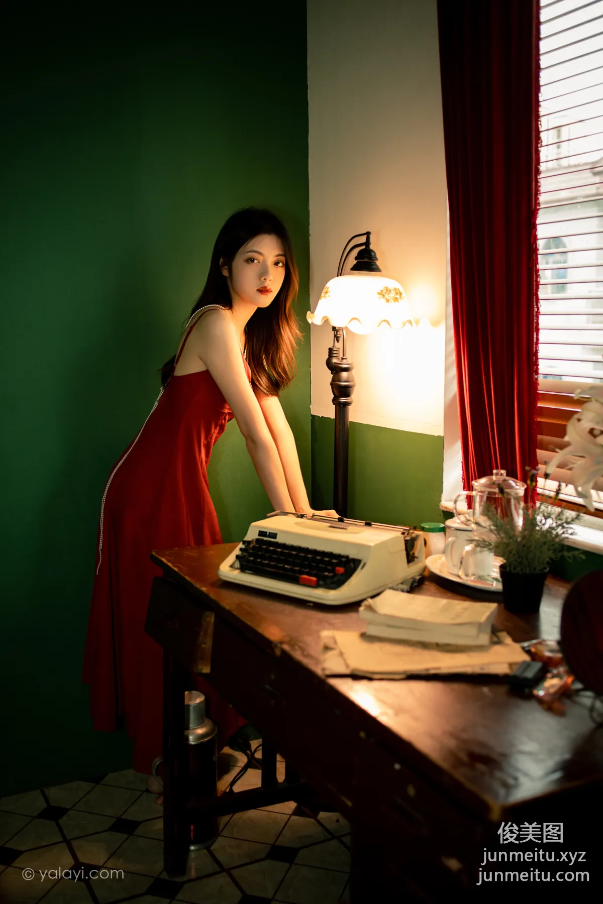 [YALAYI] 2021.10.20 NO.855 Back to the Past Zi Wen photo 11