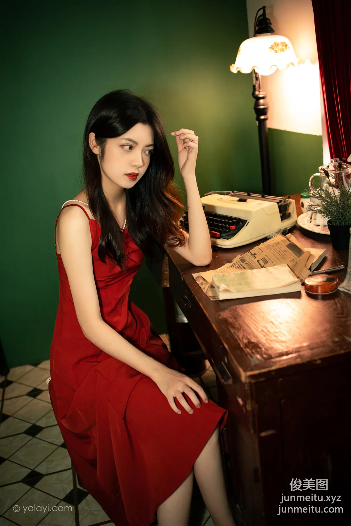 [YALAYI] 2021.10.20 NO.855 Back to the Past Zi Wen photo 18