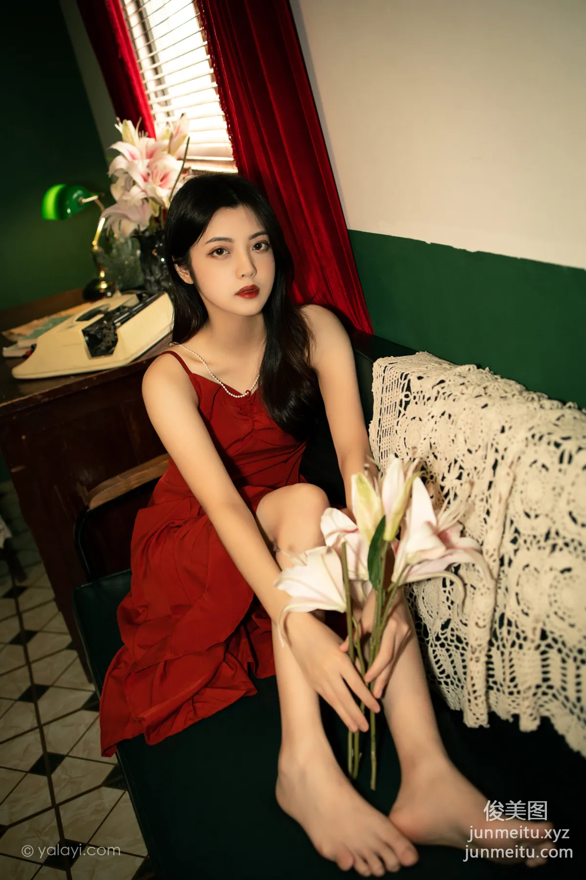 [YALAYI] 2021.10.20 NO.855 Back to the Past Zi Wen photo 26