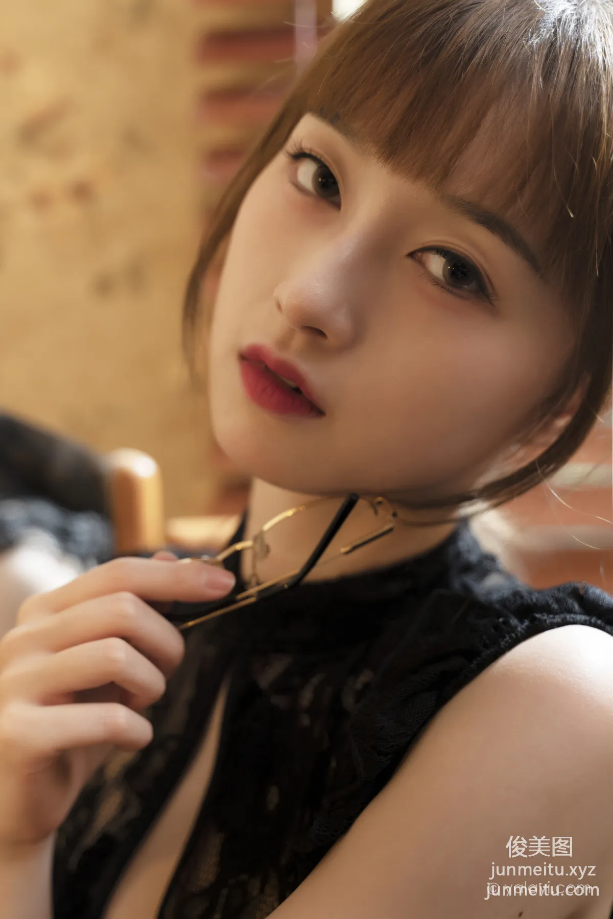 [YALAYI] 2021.11.02 NO.860 Black Water Drop Jing Jing photo 10