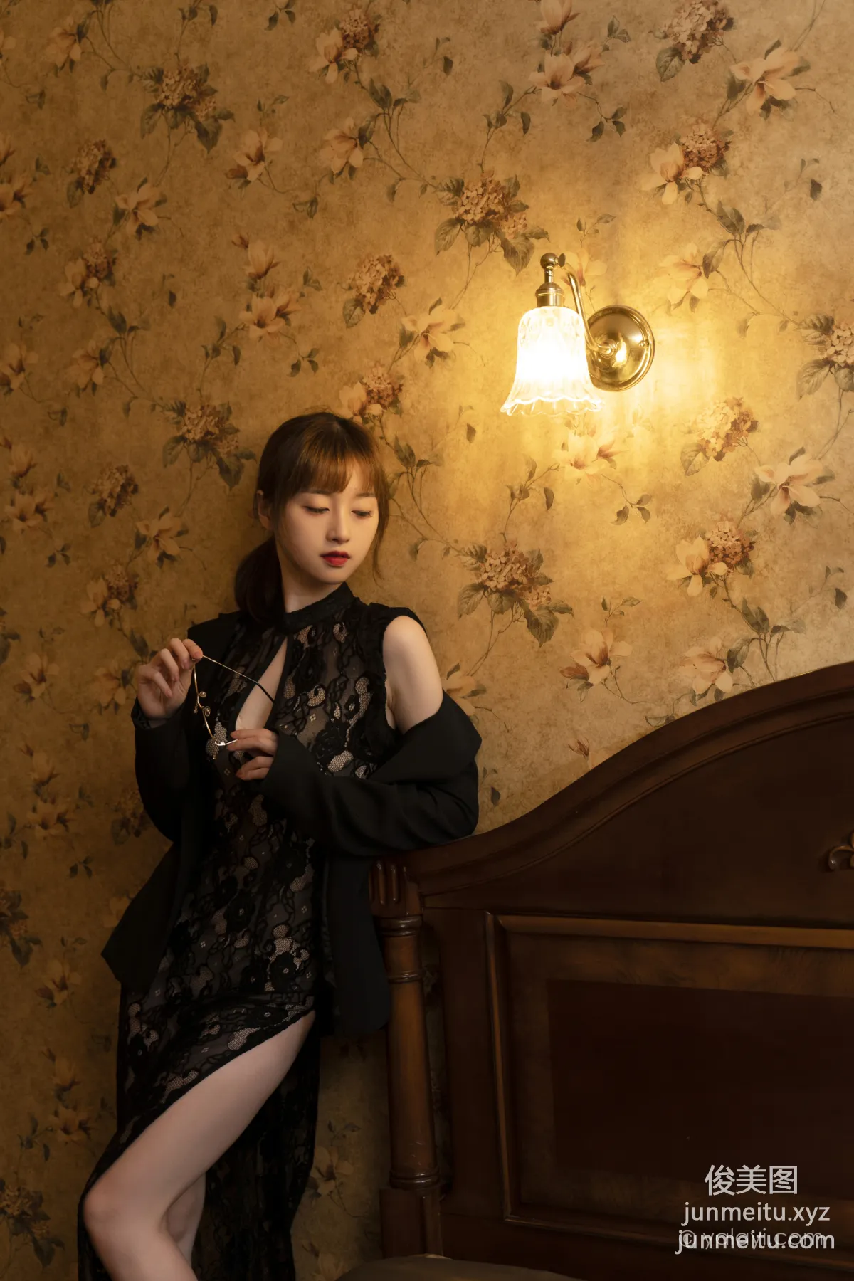 [YALAYI] 2021.11.02 NO.860 Black Water Drop Jing Jing photo 17