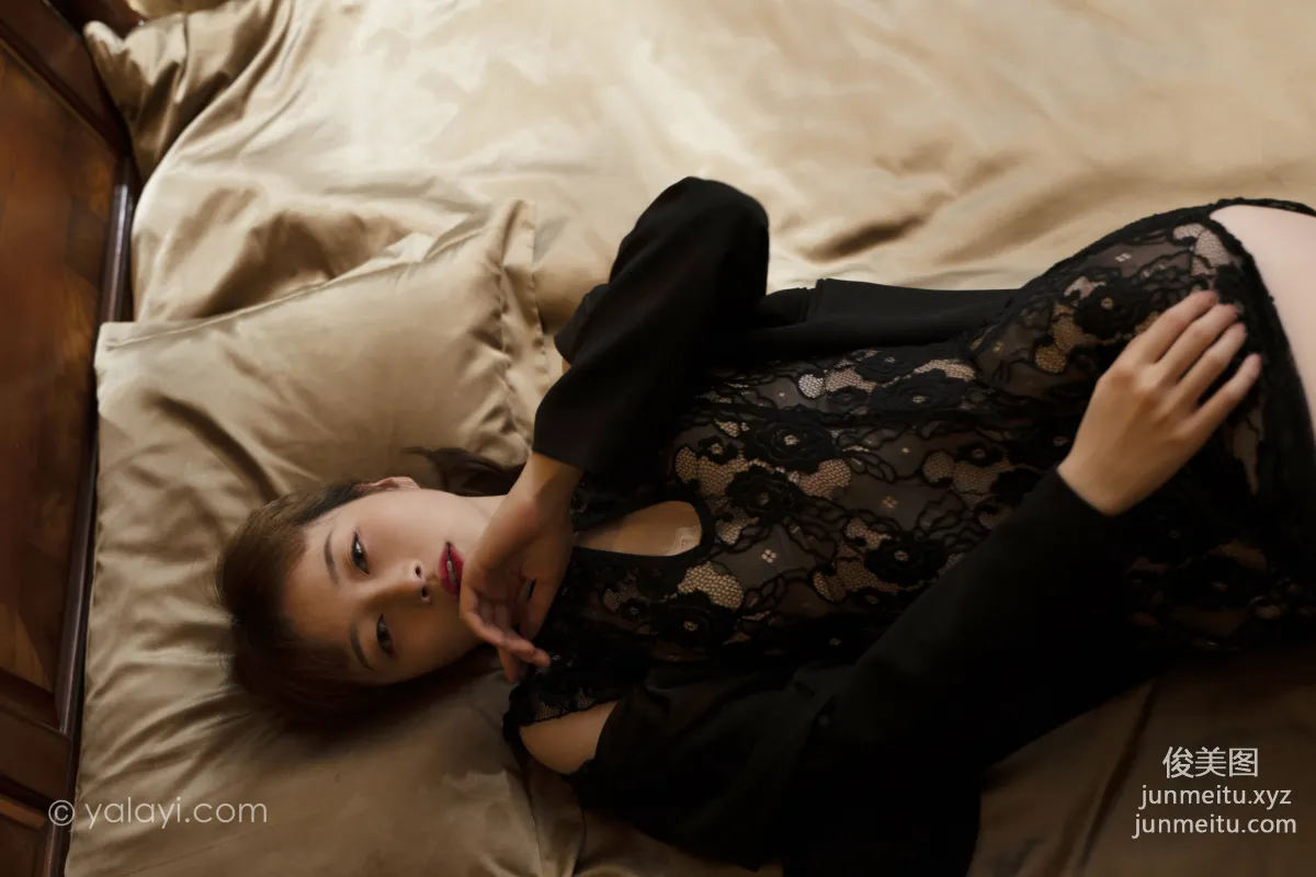 [YALAYI] 2021.11.02 NO.860 Black Water Drop Jing Jing photo 31