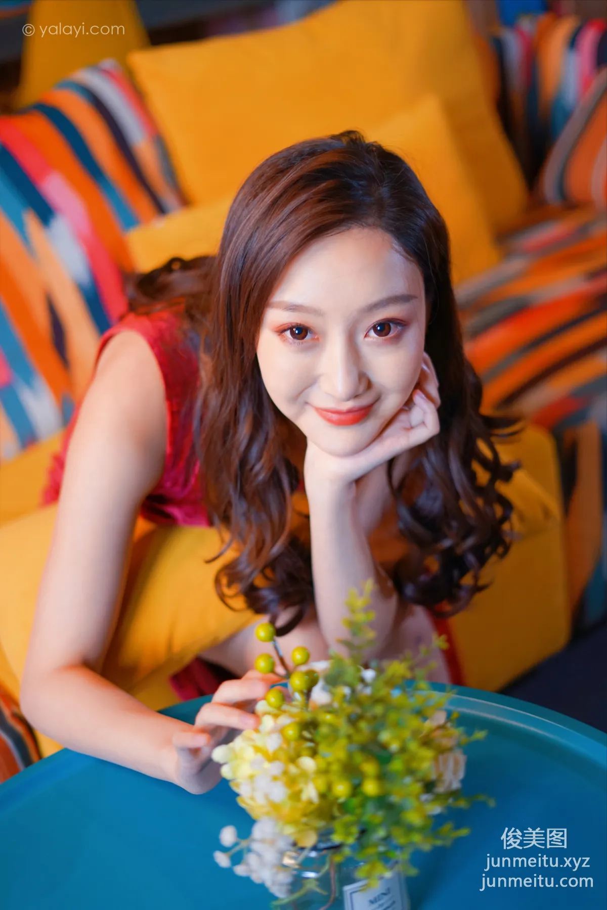 [YALAYI] 2021.12.16 NO.878 A Beauty's Smile Can Captivate a City Rui Si photo 4