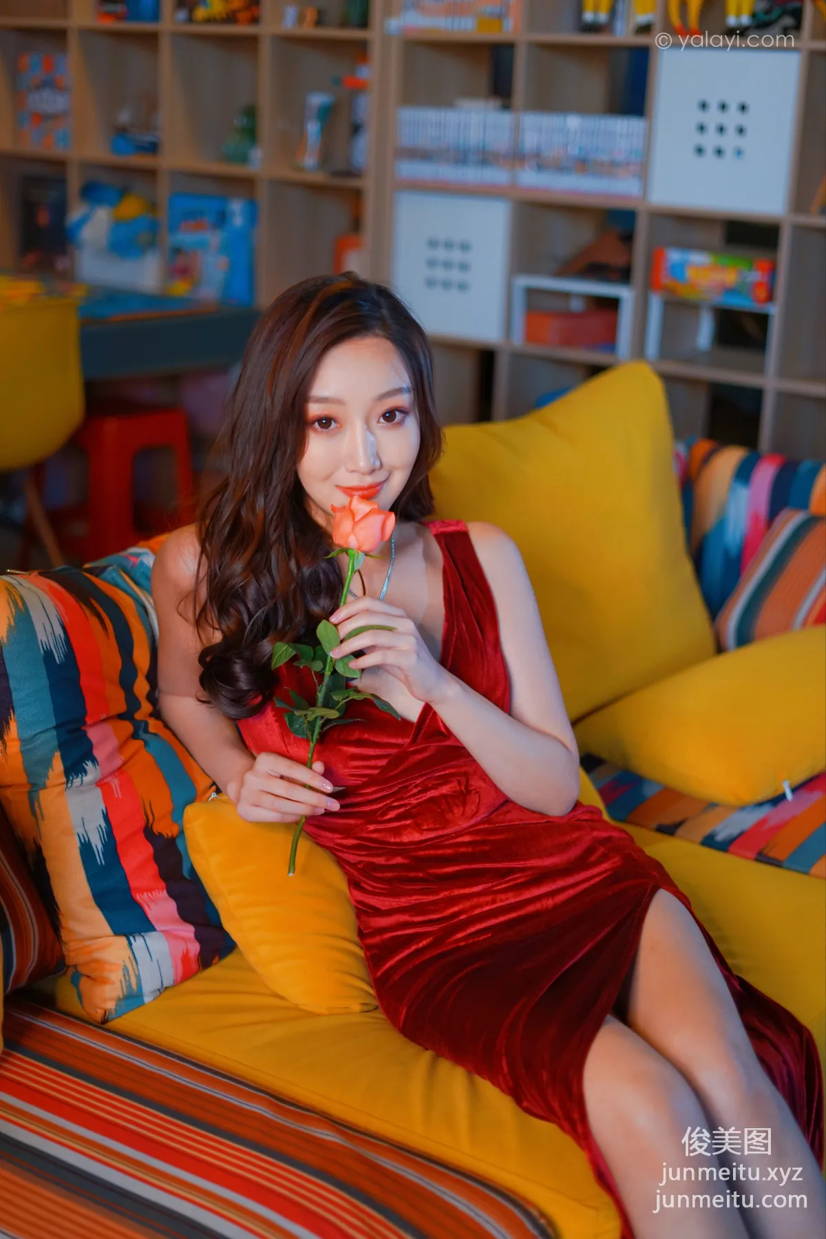 [YALAYI] 2021.12.16 NO.878 A Beauty's Smile Can Captivate a City Rui Si photo 17