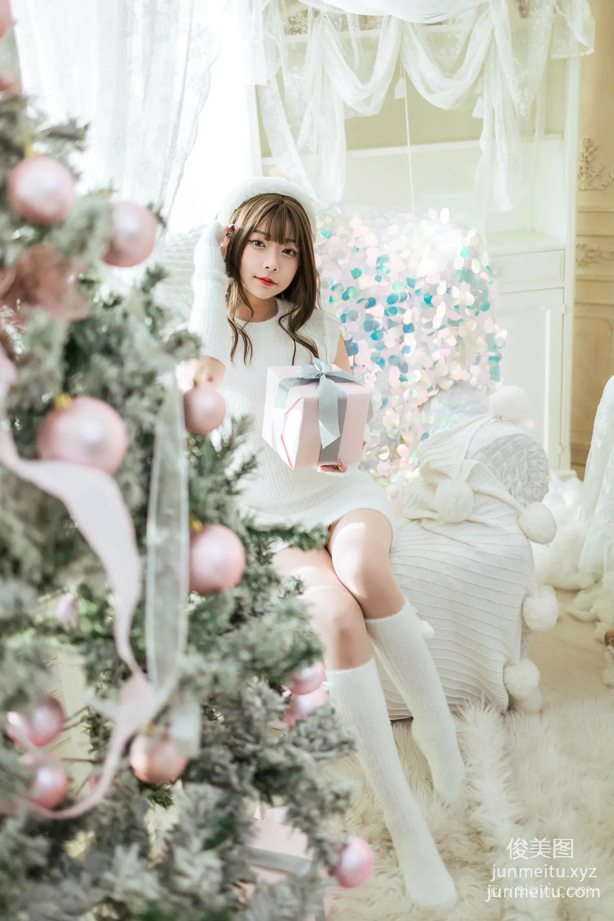 [YALAYI] 2021.12.17 NO.879 Christmas Gift A He photo 10