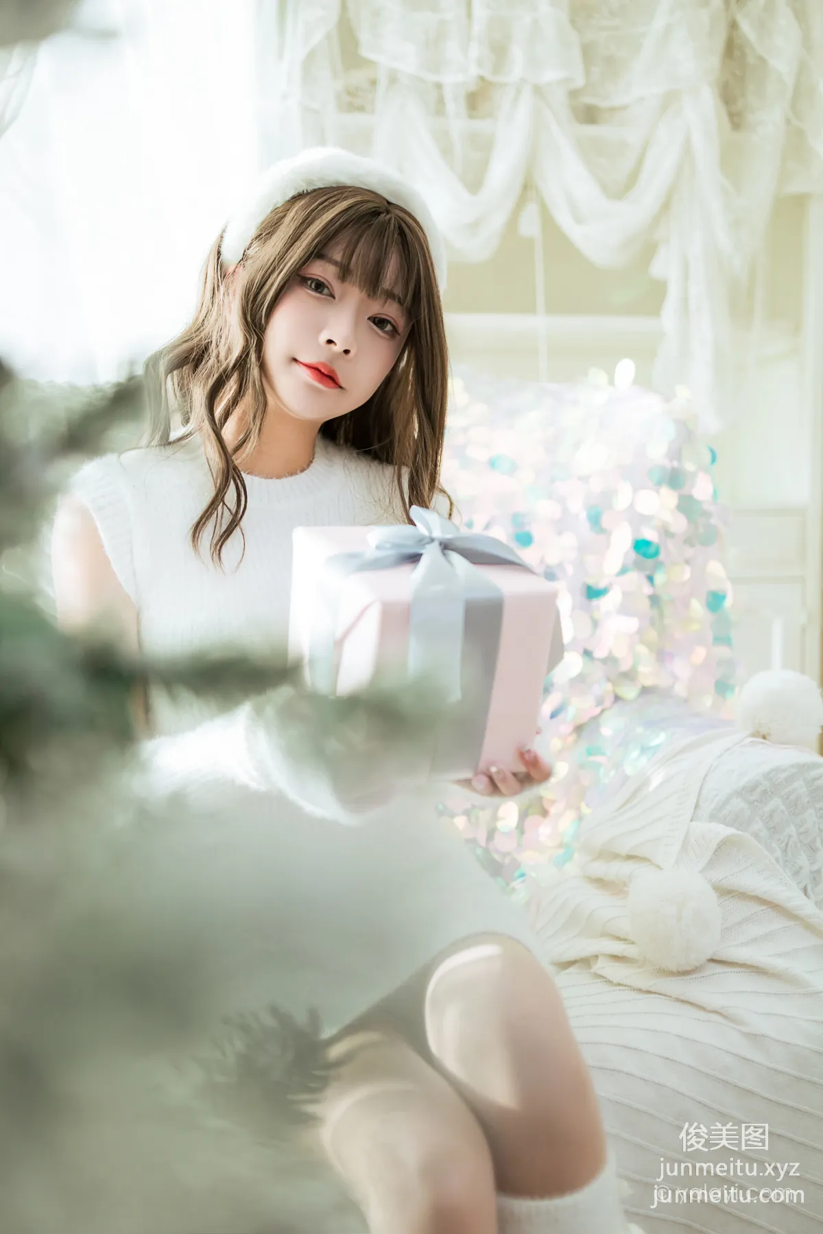 [YALAYI] 2021.12.17 NO.879 Christmas Gift A He photo 12