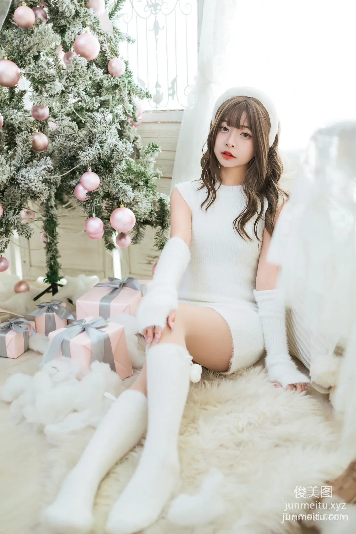 [YALAYI] 2021.12.17 NO.879 Christmas Gift A He photo 14
