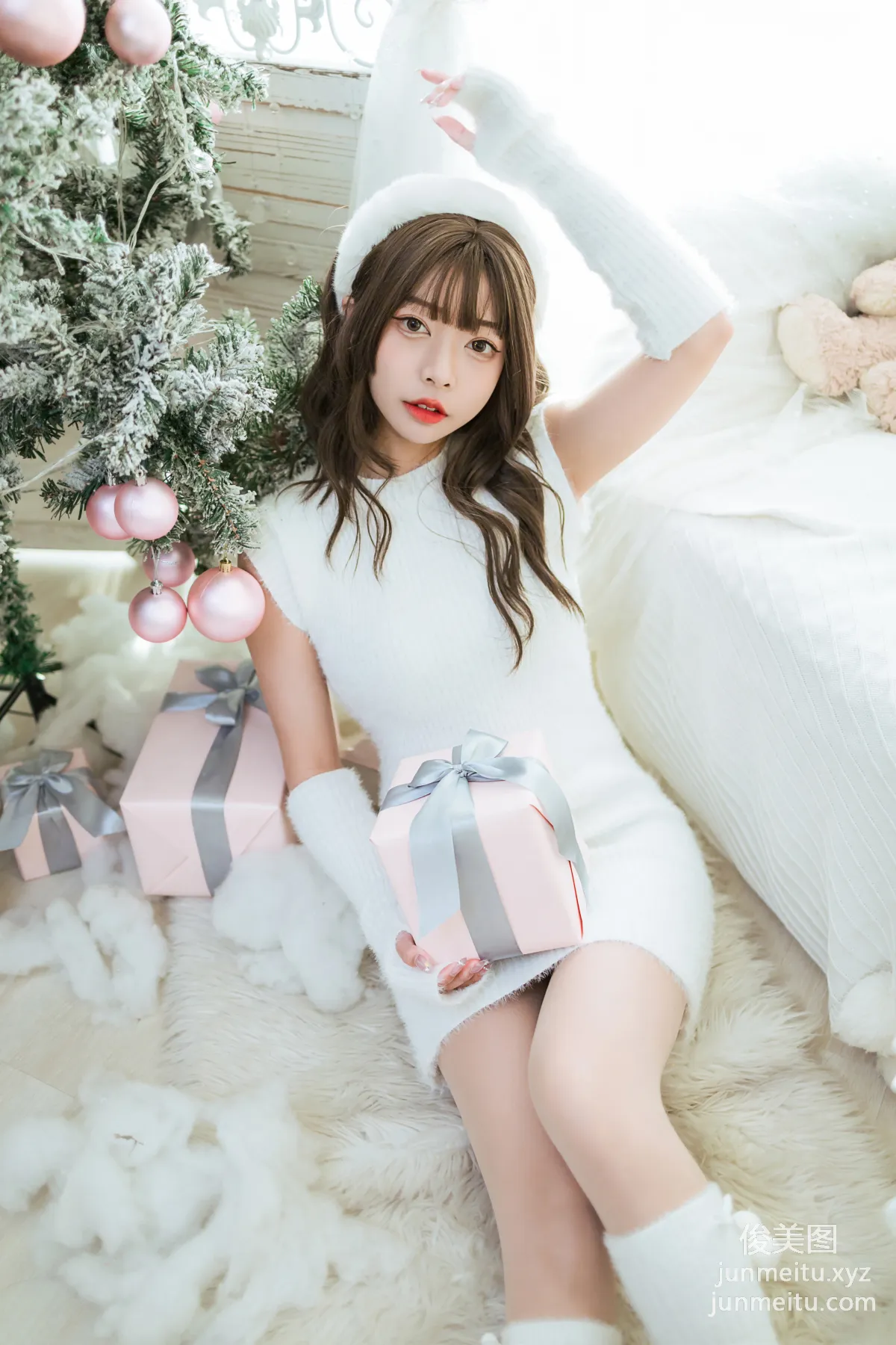 [YALAYI] 2021.12.17 NO.879 Christmas Gift A He photo 19