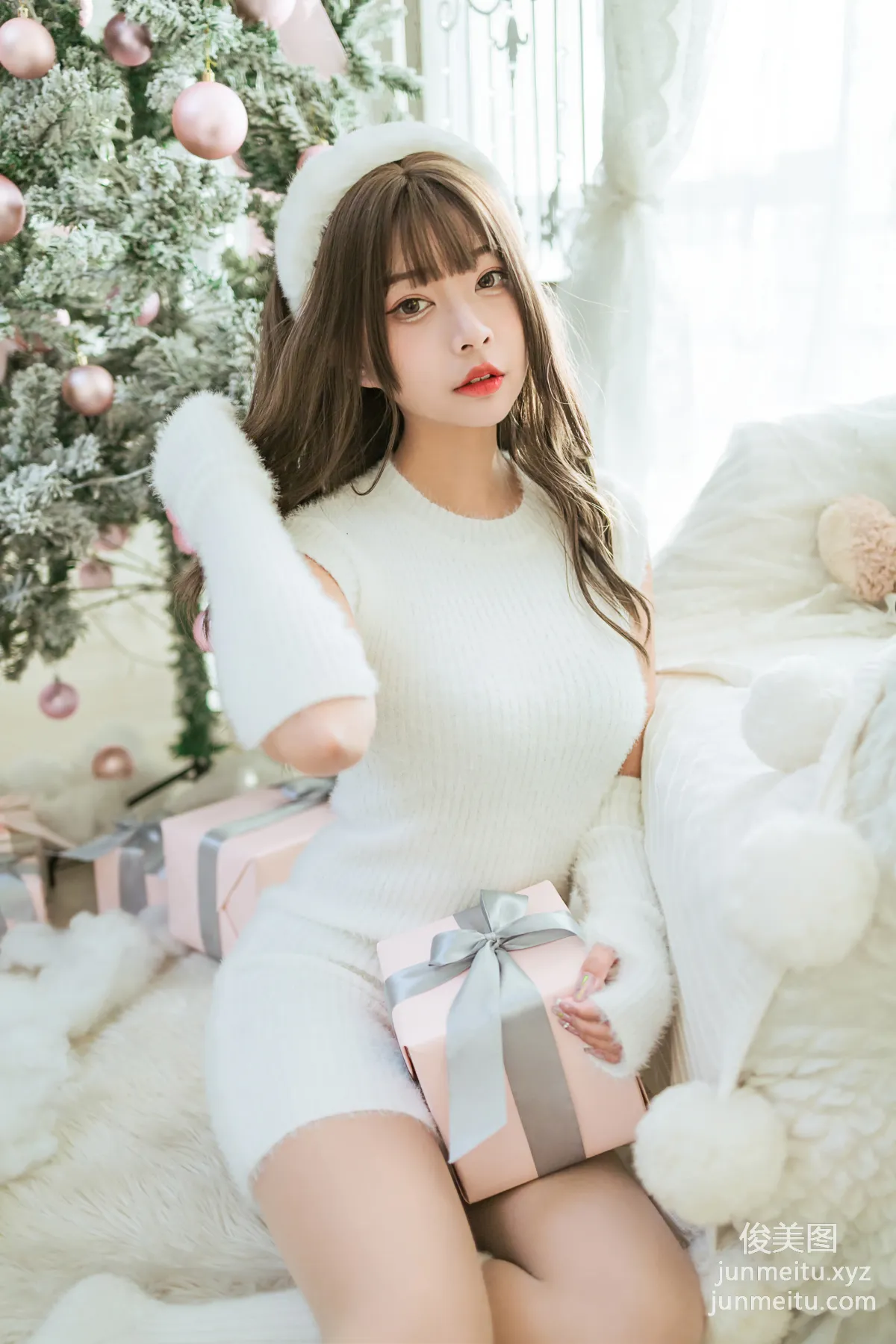 [YALAYI] 2021.12.17 NO.879 Christmas Gift A He photo 28