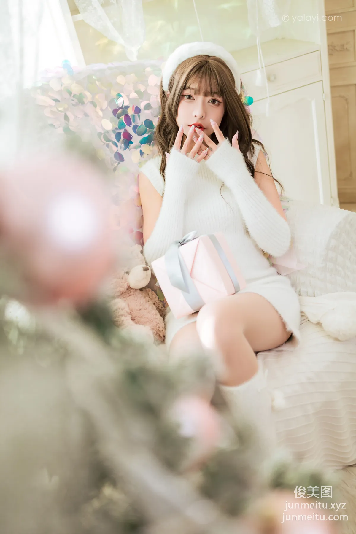 [YALAYI] 2021.12.17 NO.879 Christmas Gift A He photo 32