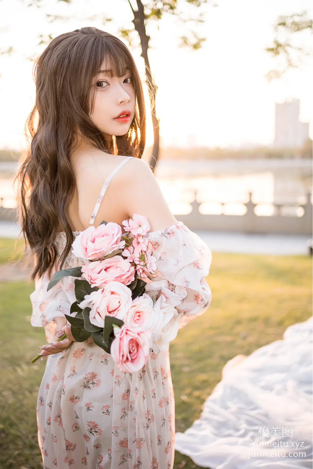 [YALAYI] 2022.02.16 NO.897 Hopeful Sunshine A He photo 34