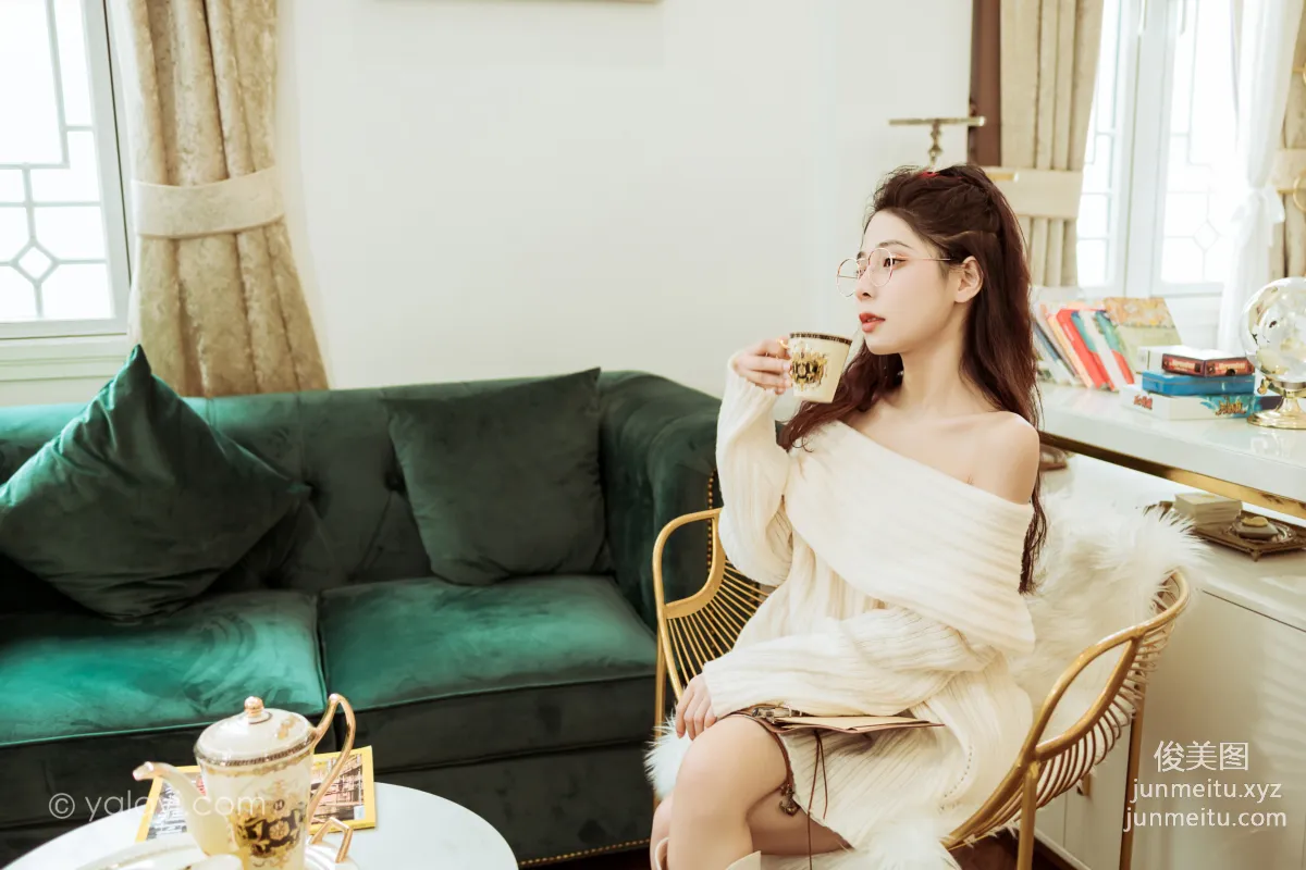 [YALAYI] 2022.02.22 NO.900 Girlfriend Visits the Set Shi Yong photo 13