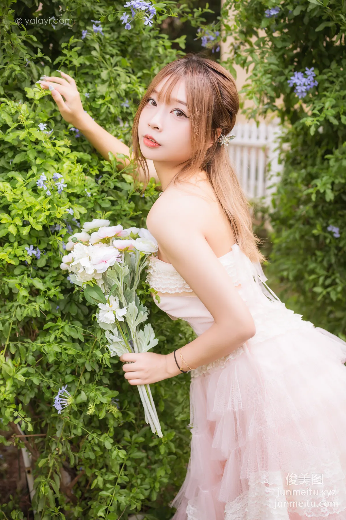[YALAYI] 2022.08.22 NO.965 Beauty A He photo 15