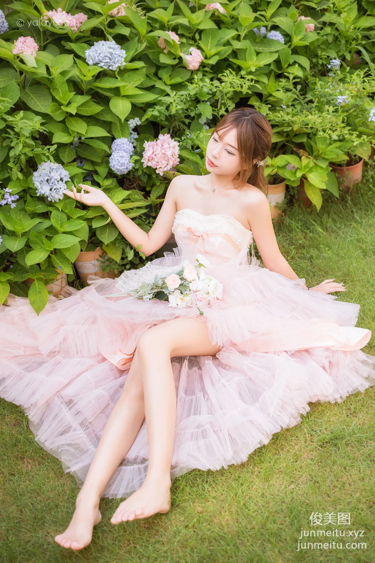 [YALAYI] 2022.08.22 NO.965 Beauty A He photo 18