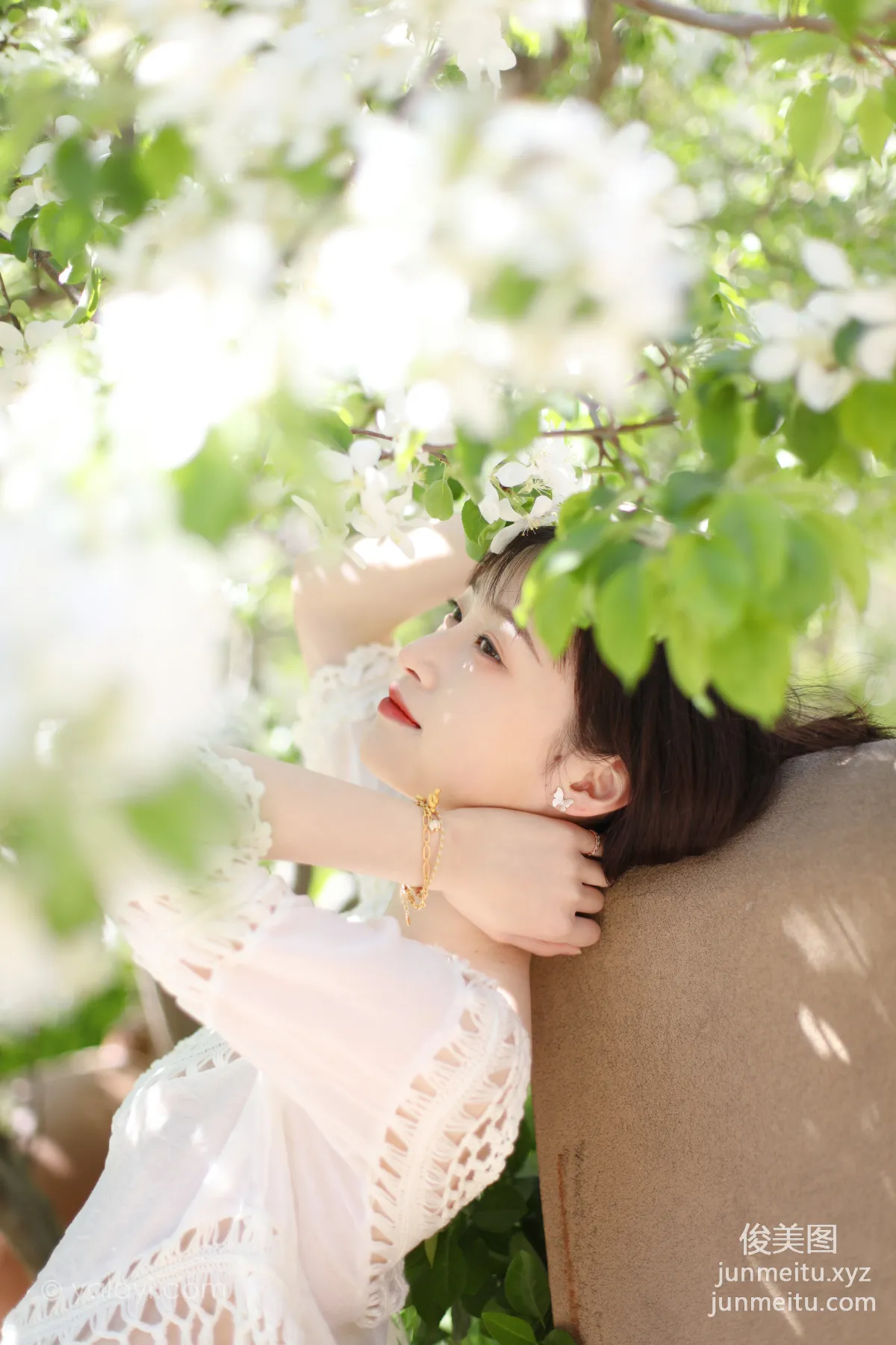 [YALAYI] 2022.09.22 NO.974 Halo Jing Jing photo 22
