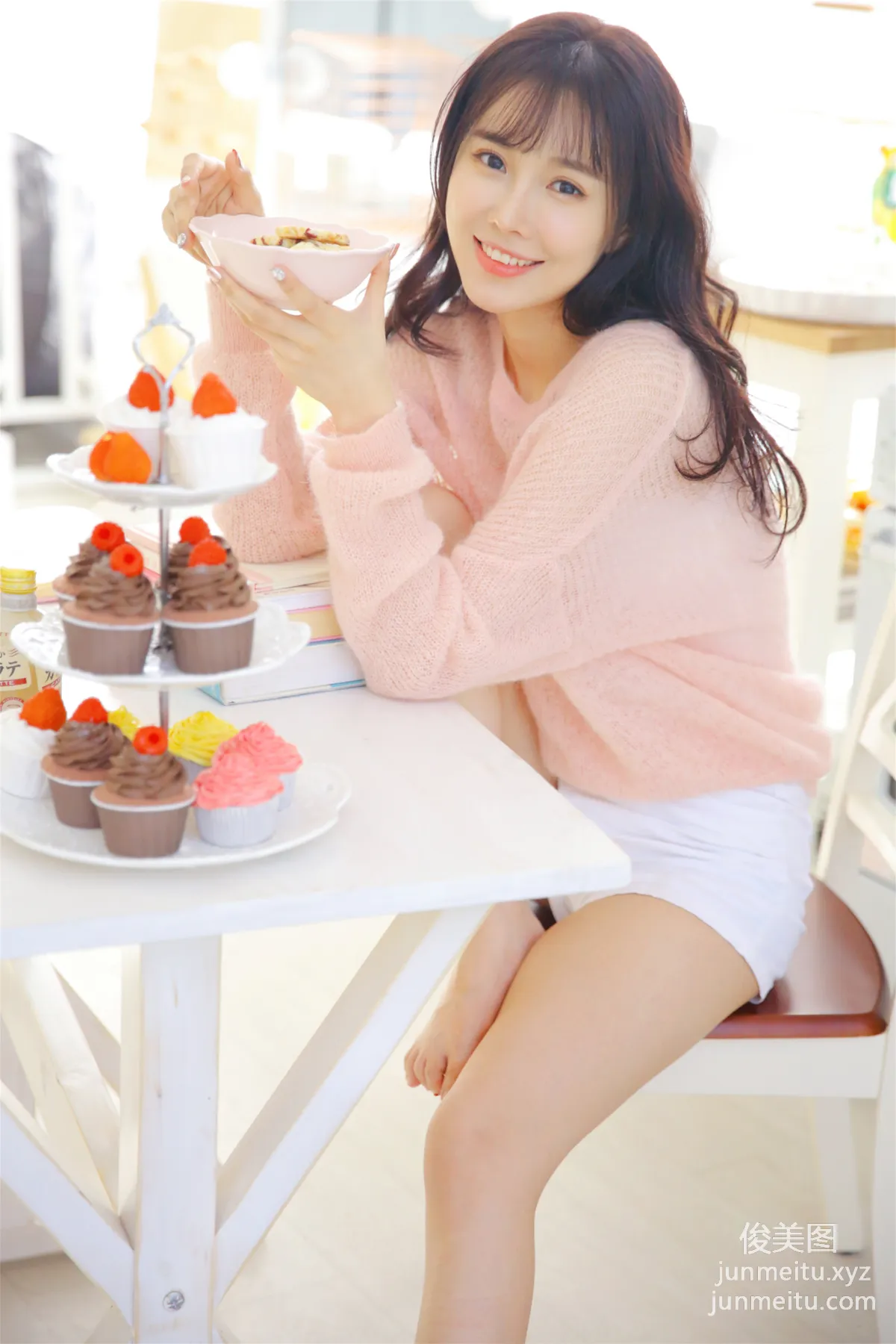YALAYI No. 982 photo 12