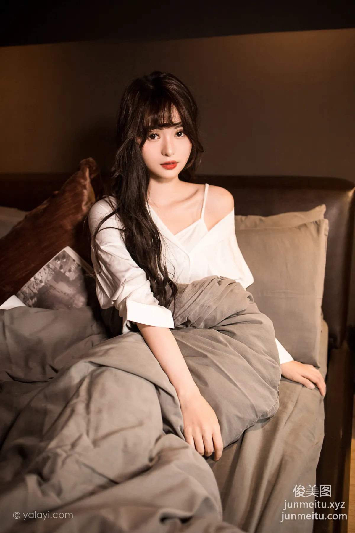 [YALAYI] 2022.10.25 NO.983 Warm and Gentle as Jade Xiao Ting photo 8