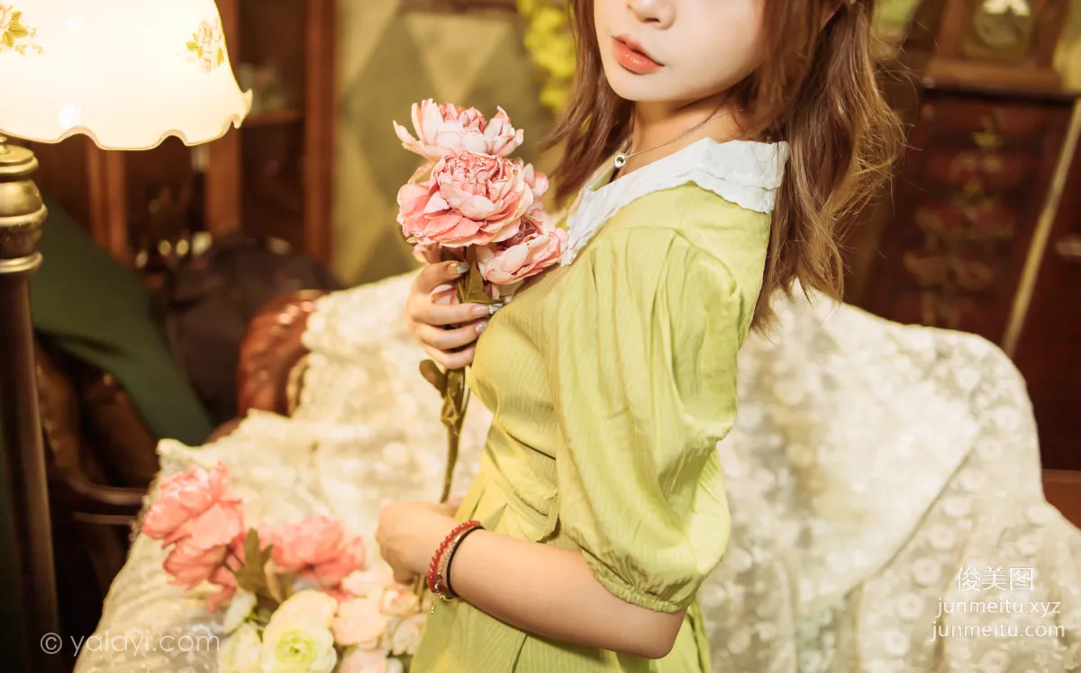 [YALAYI] 2022.11.08 NO.984 Years A He photo 3