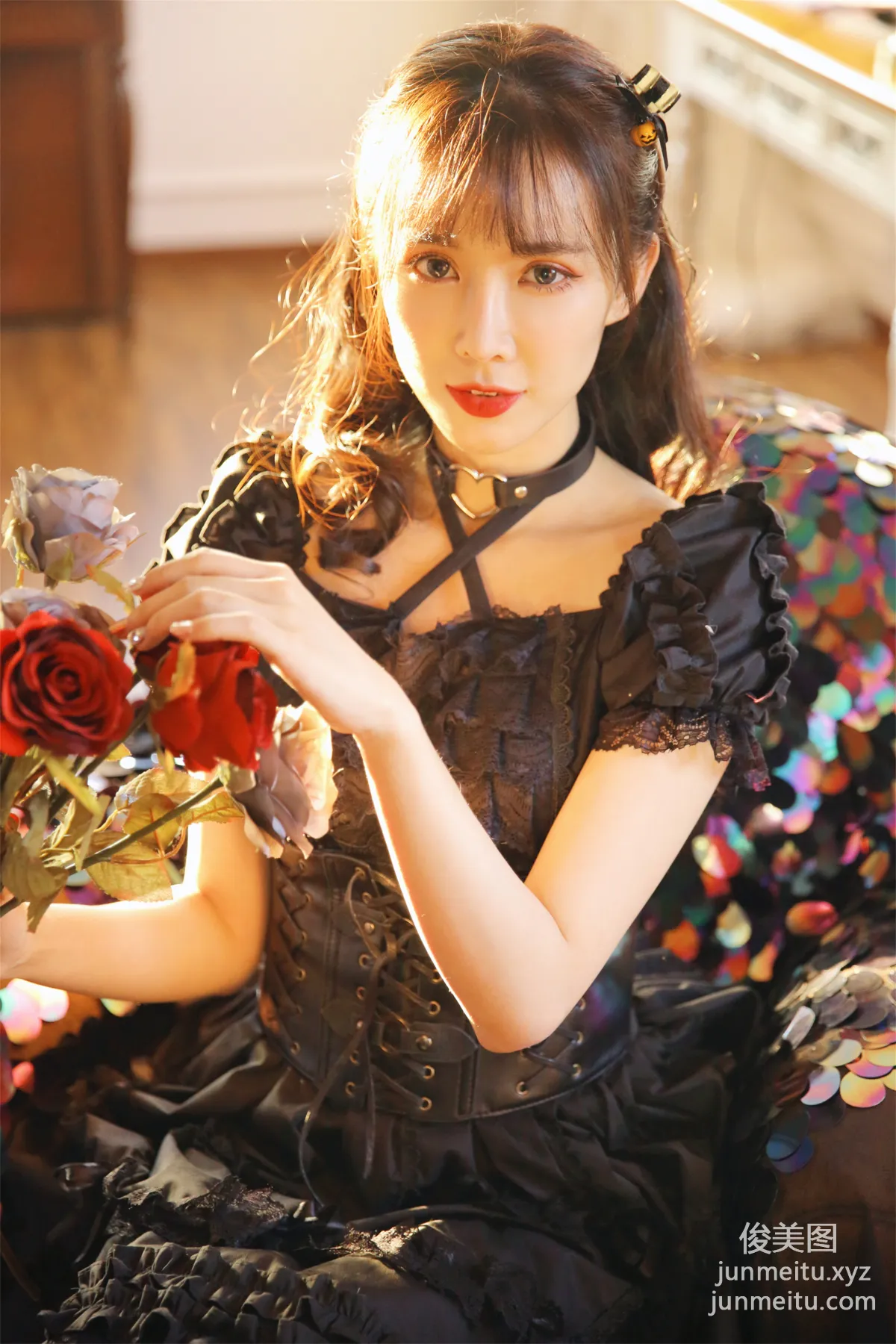 YALAYI No. 987 photo 4