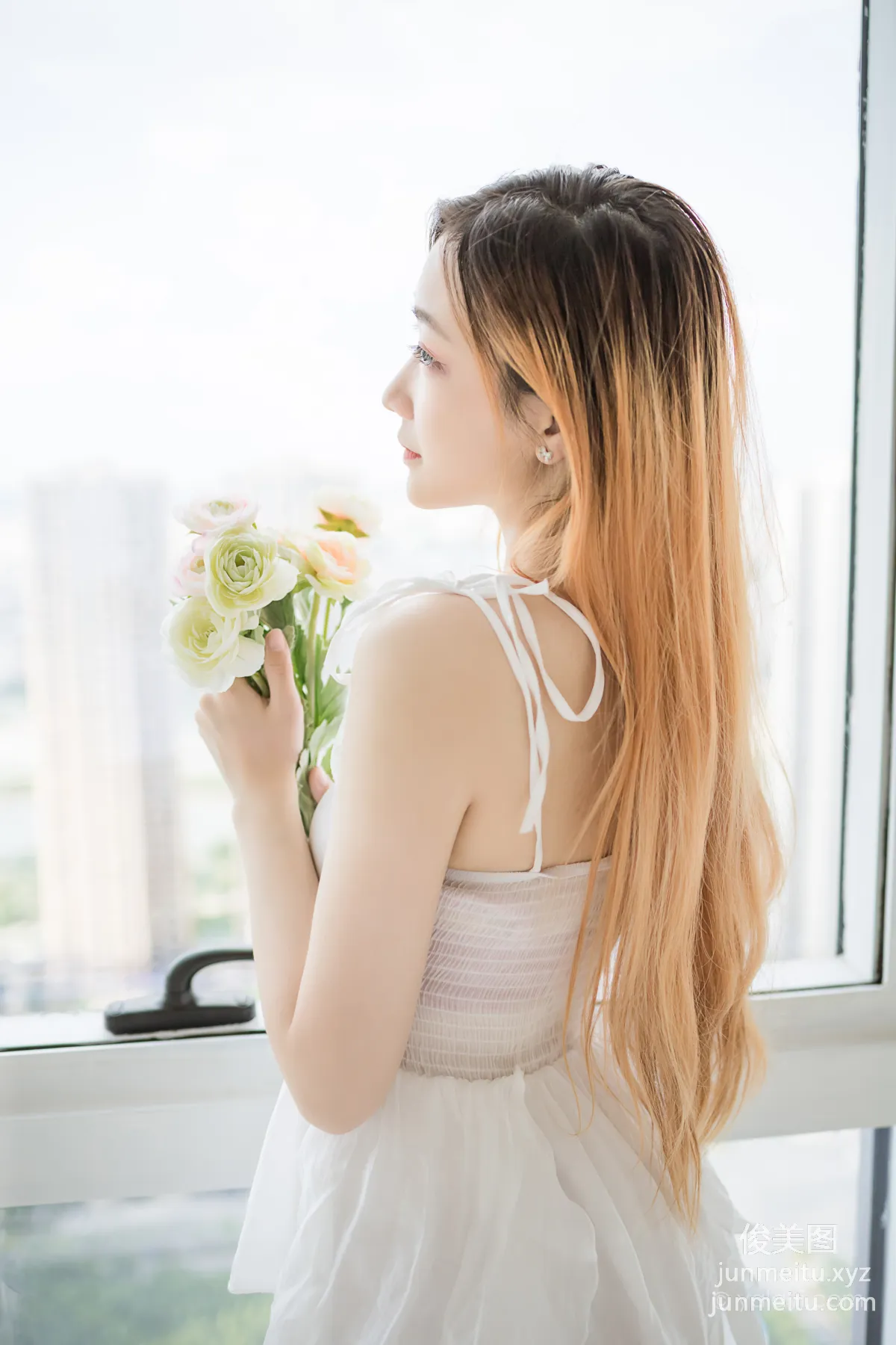 [YALAYI] 2022.12.03 NO.988 Beauty in White Ye Ye photo 8