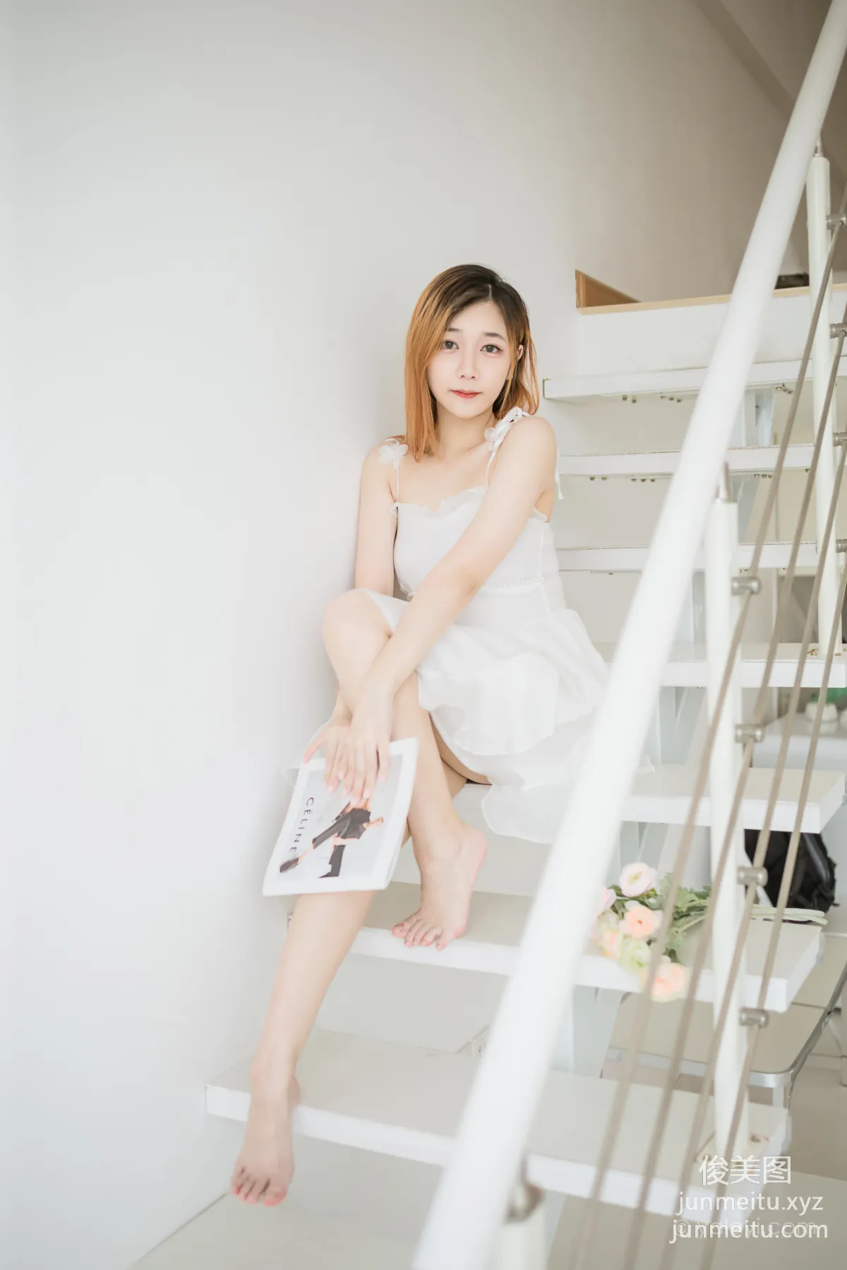 [YALAYI] 2022.12.03 NO.988 Beauty in White Ye Ye photo 12