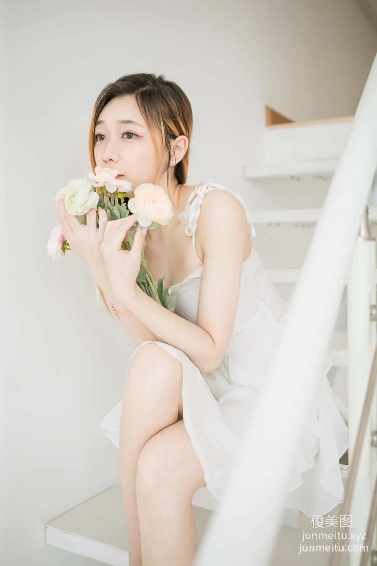[YALAYI] 2022.12.03 NO.988 Beauty in White Ye Ye photo 26