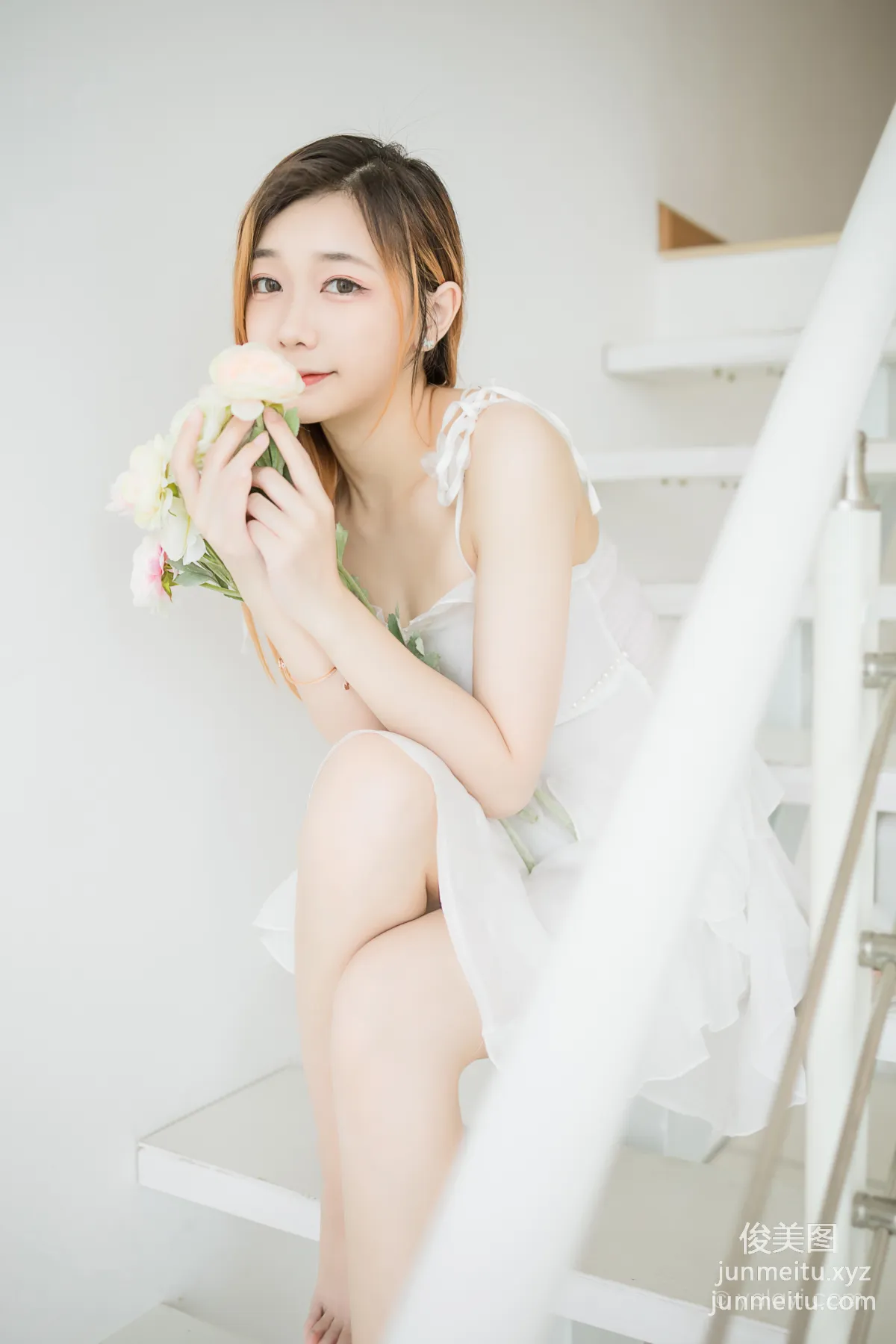 [YALAYI] 2022.12.03 NO.988 Beauty in White Ye Ye photo 27