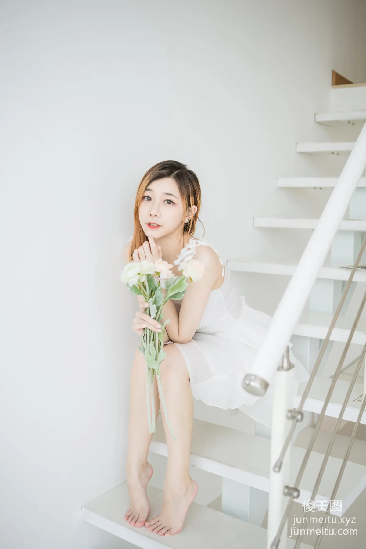 [YALAYI] 2022.12.03 NO.988 Beauty in White Ye Ye photo 29