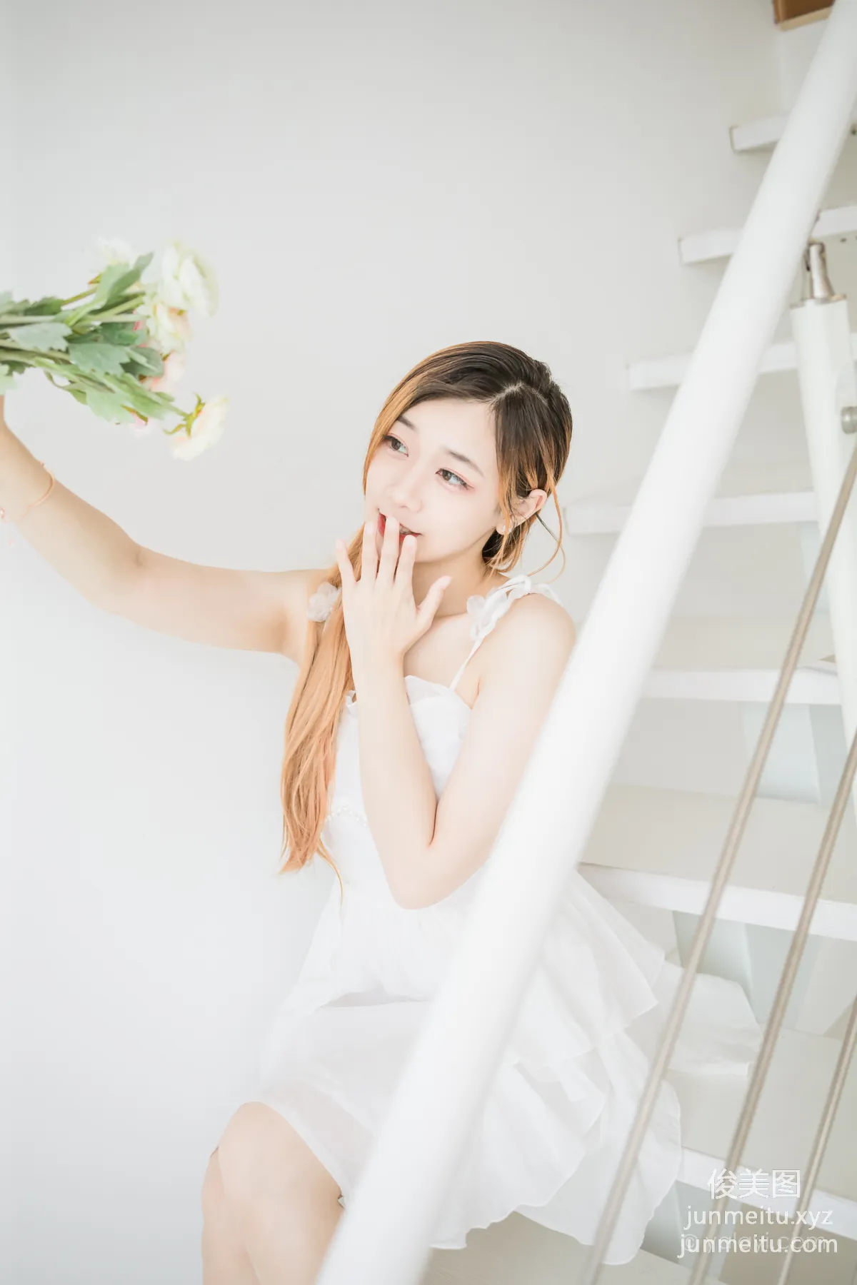 [YALAYI] 2022.12.03 NO.988 Beauty in White Ye Ye photo 34