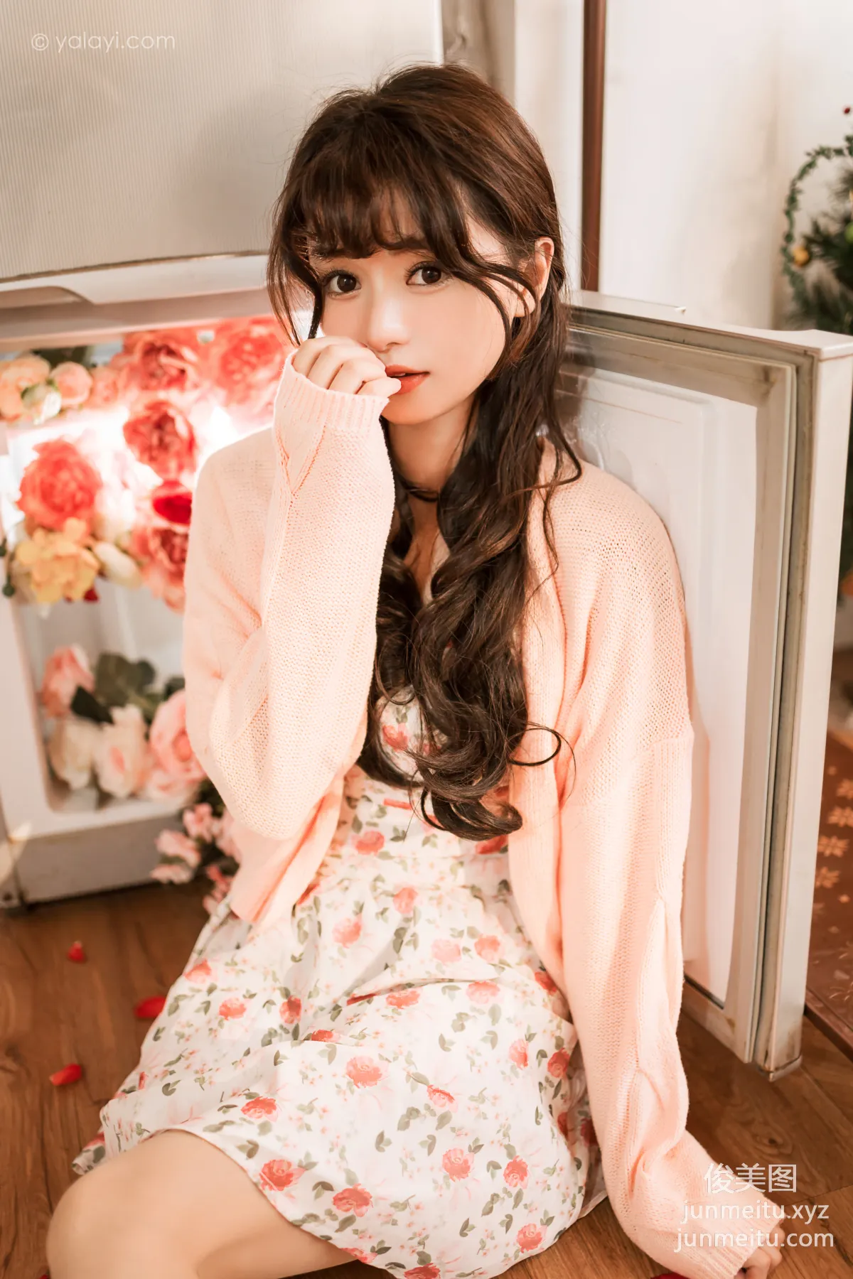 [YALAYI] 2023.01.14 NO.998 Fell in Love with You at First Sight Xiao Ting photo 22