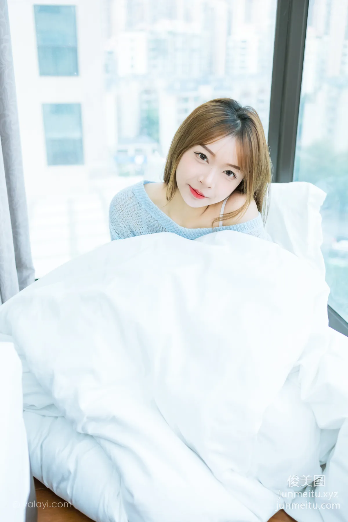 [YALAYI] 2023.01.30 NO.1001 Girlfriend at Home A He photo 14