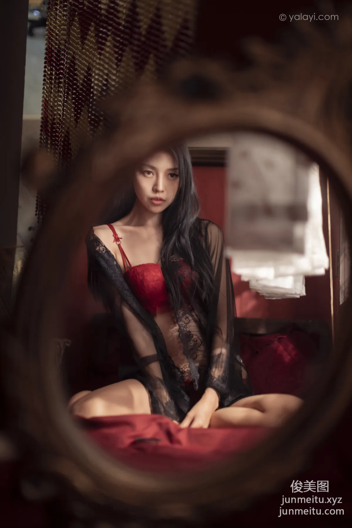 [YALAYI] 2023.02.17 NO.1008 A Touch of Red Tu Ya photo 21