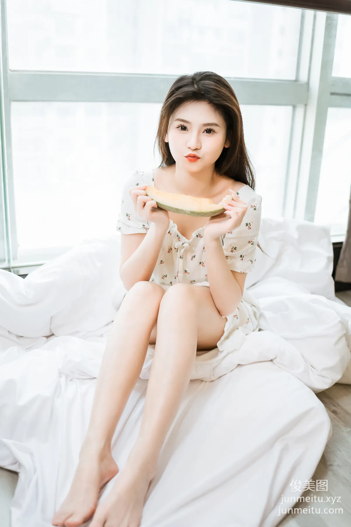 [YALAYI] 2023.05.02 NO.1028 Please Eat Melon Ruo Ting photo 24
