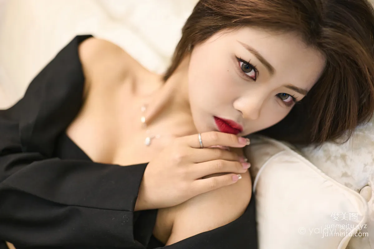 [YALAYI] 2023.05.02 NO.1029 OL Girl Yue Er photo 16