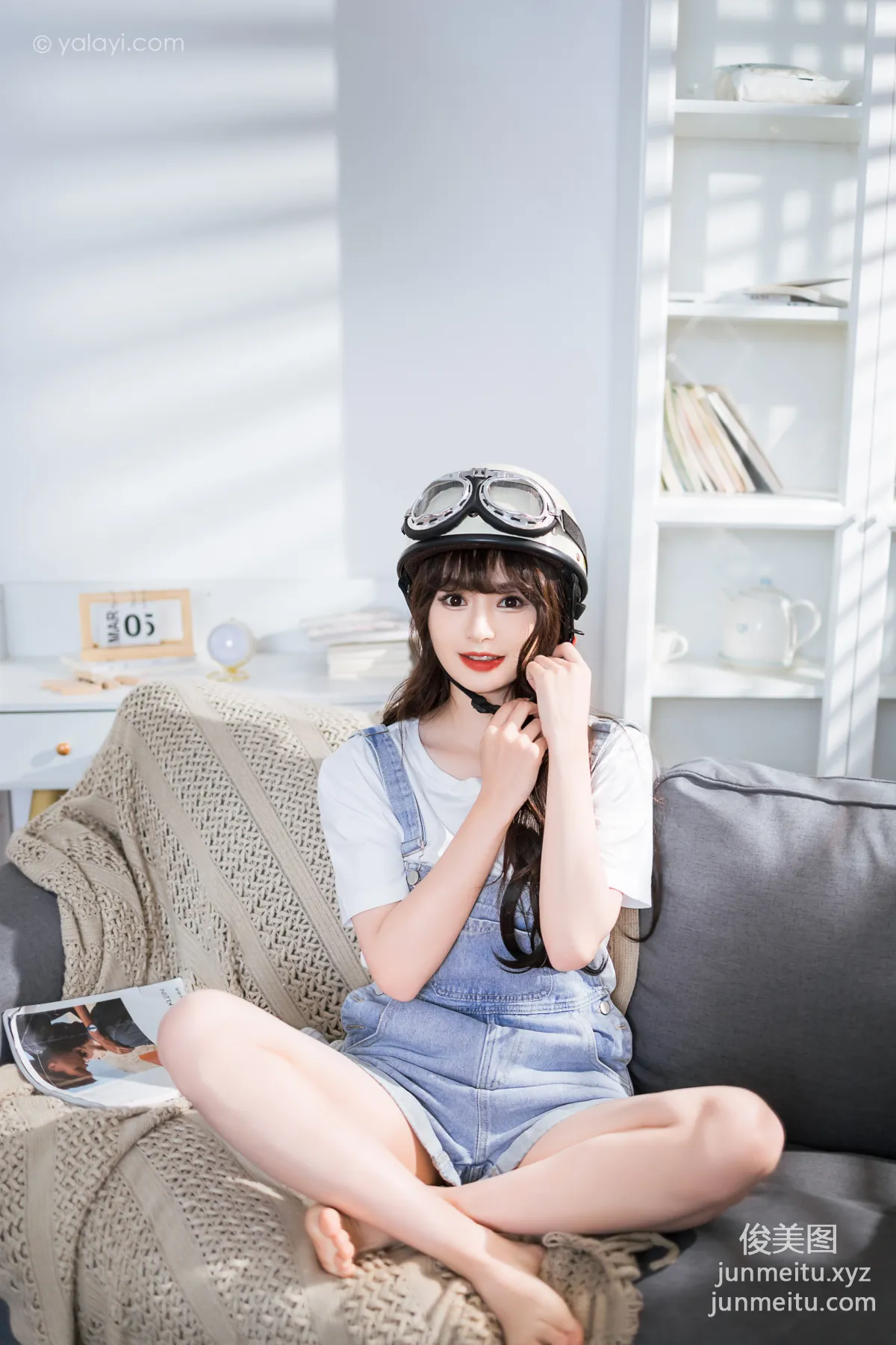 [YALAYI雅拉伊] 2023.05.02 NO.1032 穿吊帶牛仔褲的少女 小亭 22