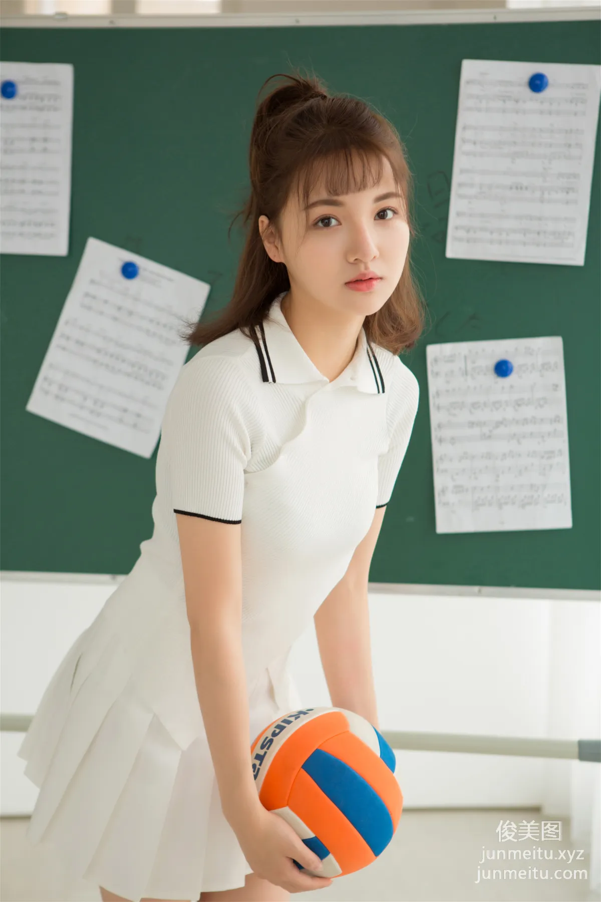 YALAYI No. 1035 photo 4