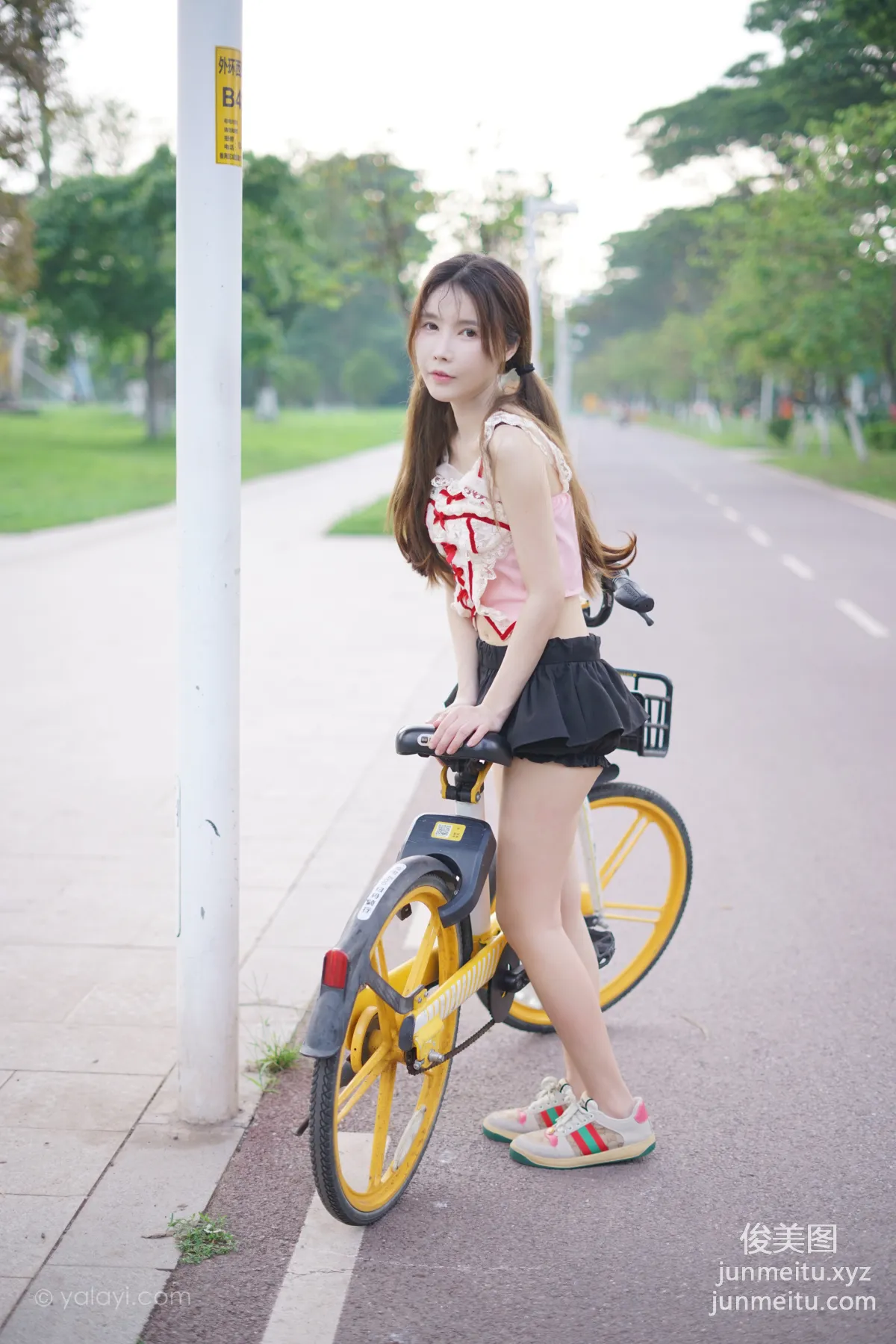[YALAYI] 2023.06.28 NO.1045 As Long As You Are There Yu Hui photo 28