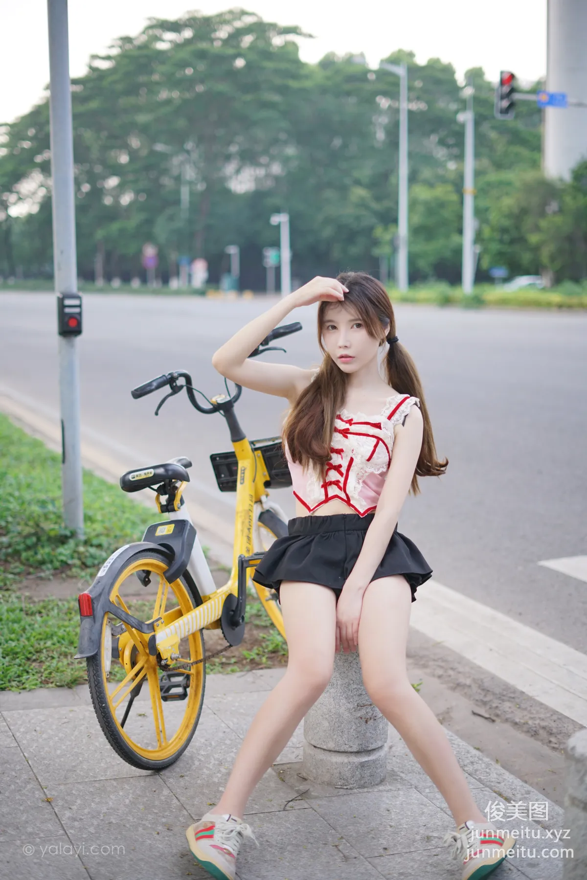 [YALAYI] 2023.06.28 NO.1045 As Long As You Are There Yu Hui photo 33