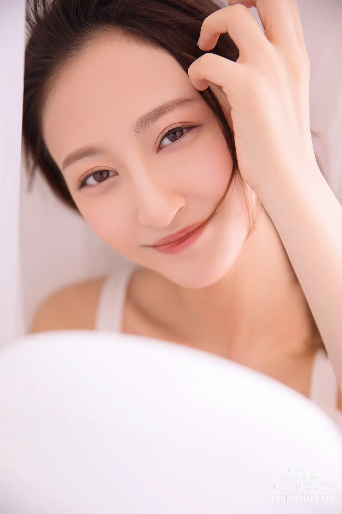 [YALAYI] 2023.07.26 NO.1051 Flower Shadows in the Eyes photo 7